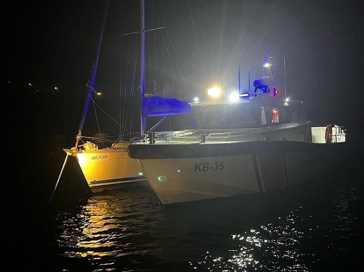 Bodrum\'da Düzensiz Göçmenler ve Kaçakçılar Yakalandı