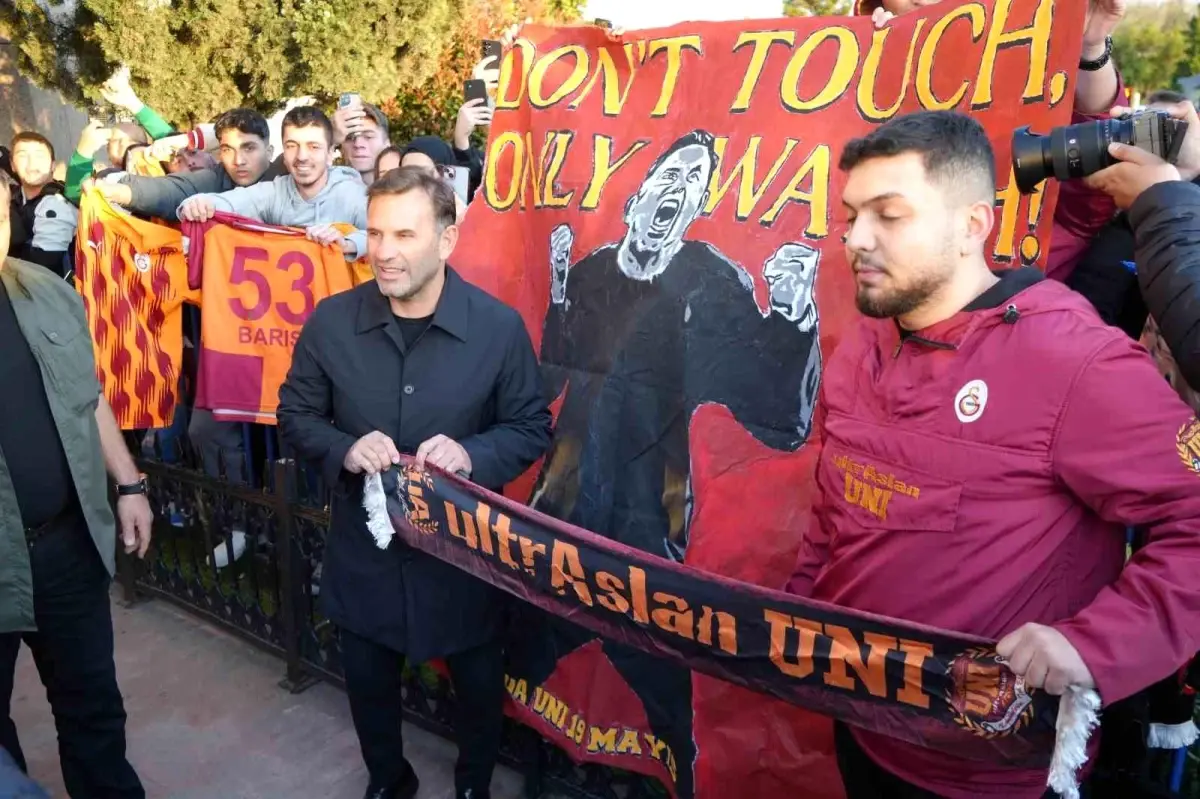 Galatasaray Samsun\'a Çiçeklerle Geldi