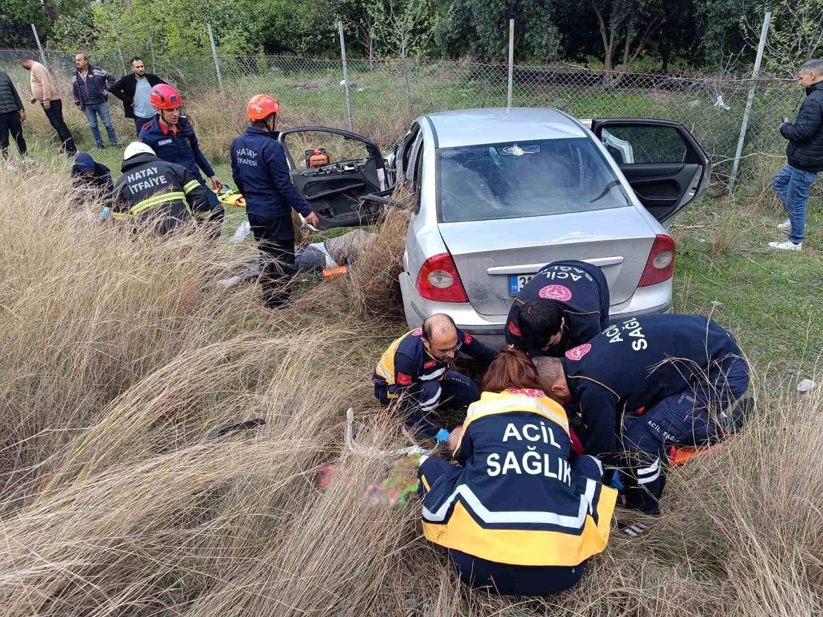 Hatay\'da Trafik Kazası: 1 Ölü, 3 Yaralı
