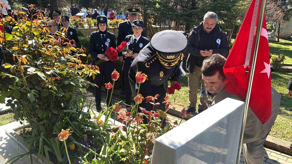 Kırklareli\'nde Türk Polis Teşkilatı\'nın 180. kuruluş yılı törenlerle kutlanıyor