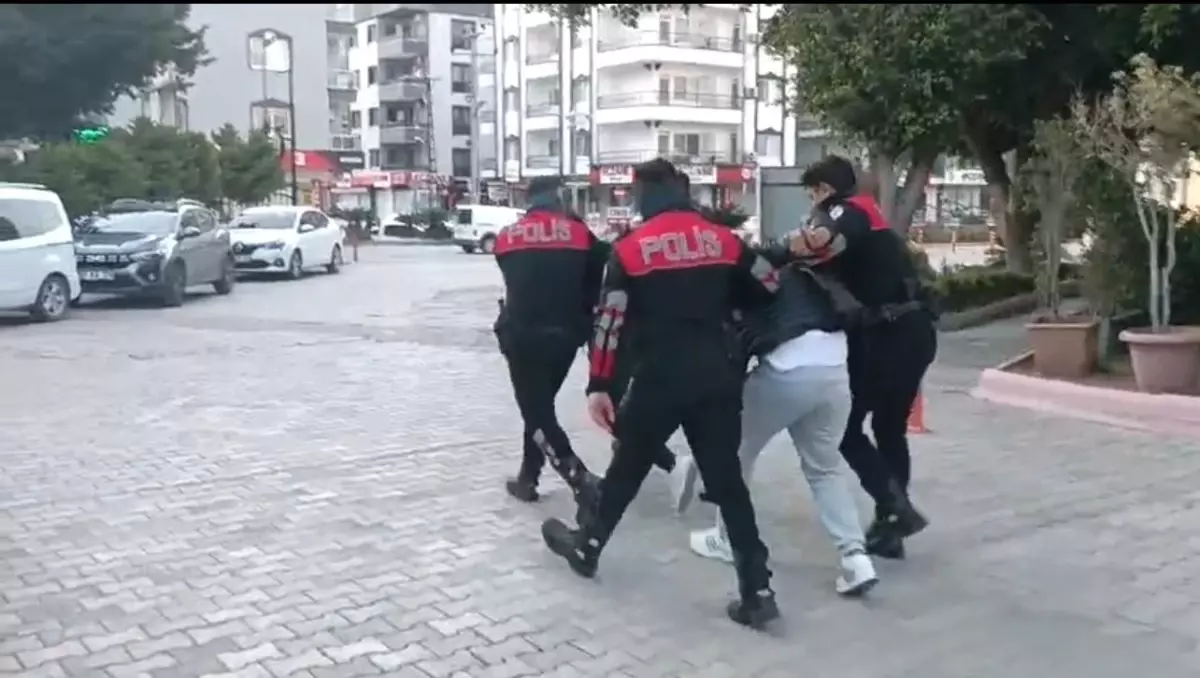 İskenderun\'da Berber Dükkanına Silahlı Saldırı