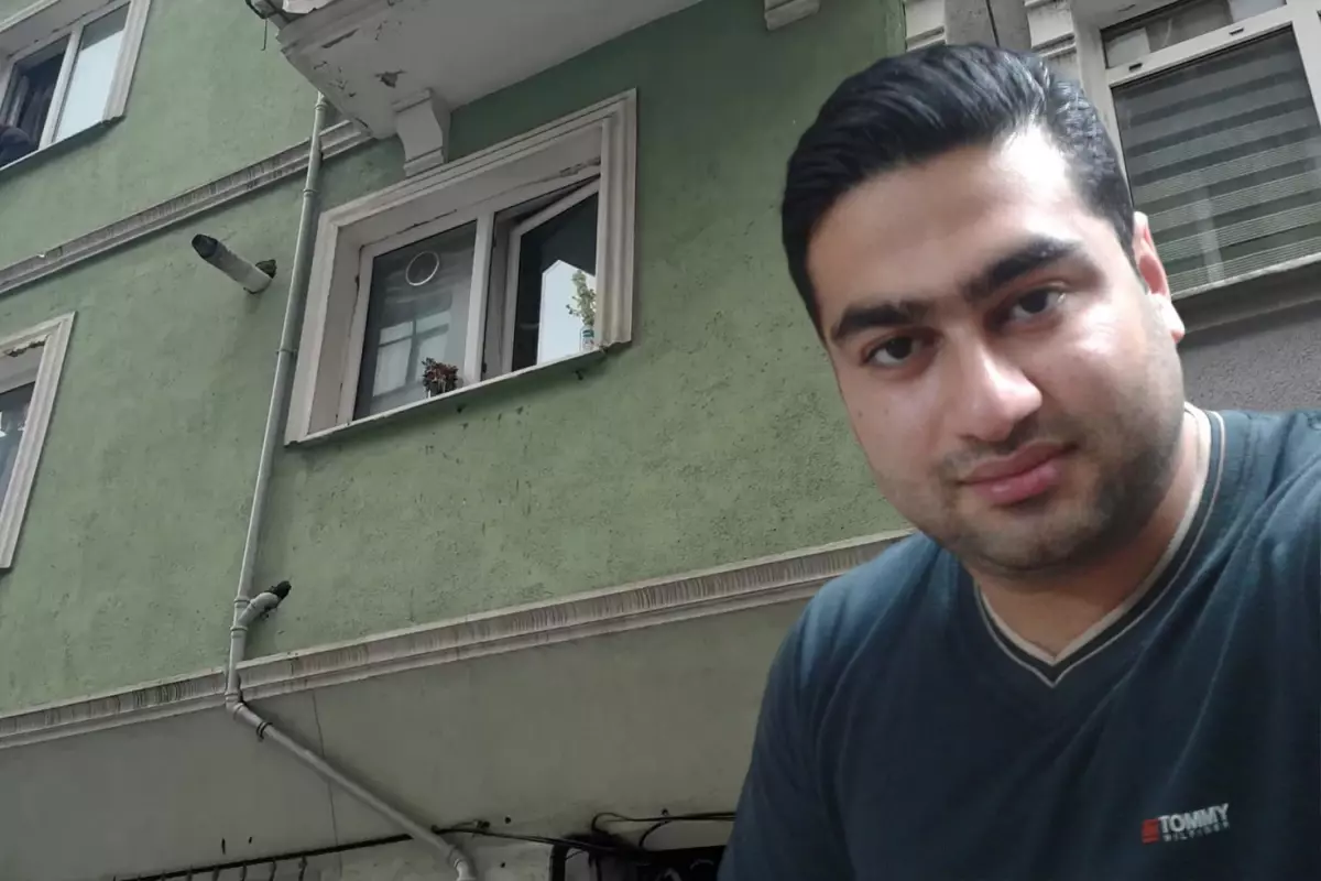 Bodyguard evinde ölü bulundu! Ağzı ve burnu kan içinde, göğsünde meyve bıçağı