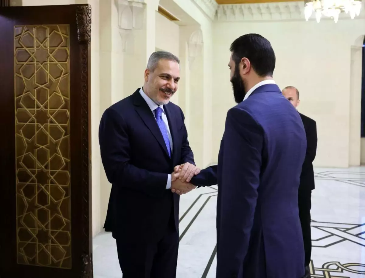 Türk Savaşçılar Suriye\'de Varlık Gösteriyor