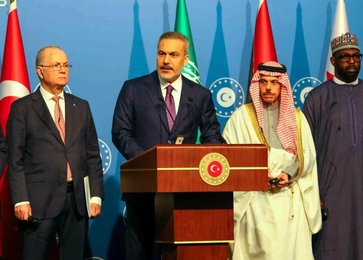 Antalya\'da Barış İçin Diplomasi Toplantısı