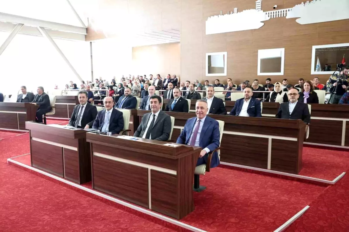 Sultangazi Belediyesi\'nin 2024 Faaliyet Raporu\'na meclis onayı