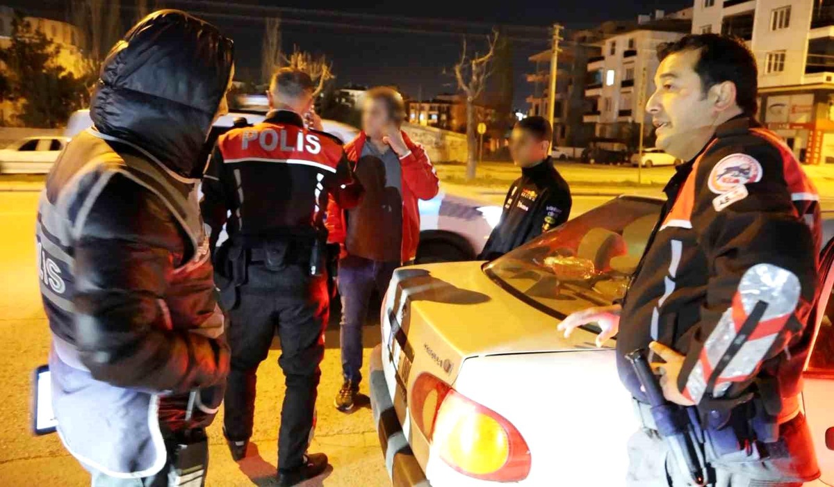 Aksaray\'da Uyuşturucu Hap Ele Geçirildi