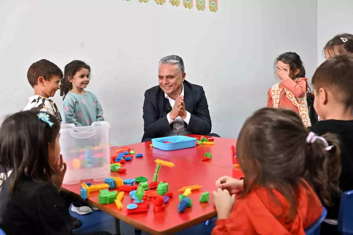Başkan Uysal, Kreşte Çocuklarla Bir Araya Geldi
