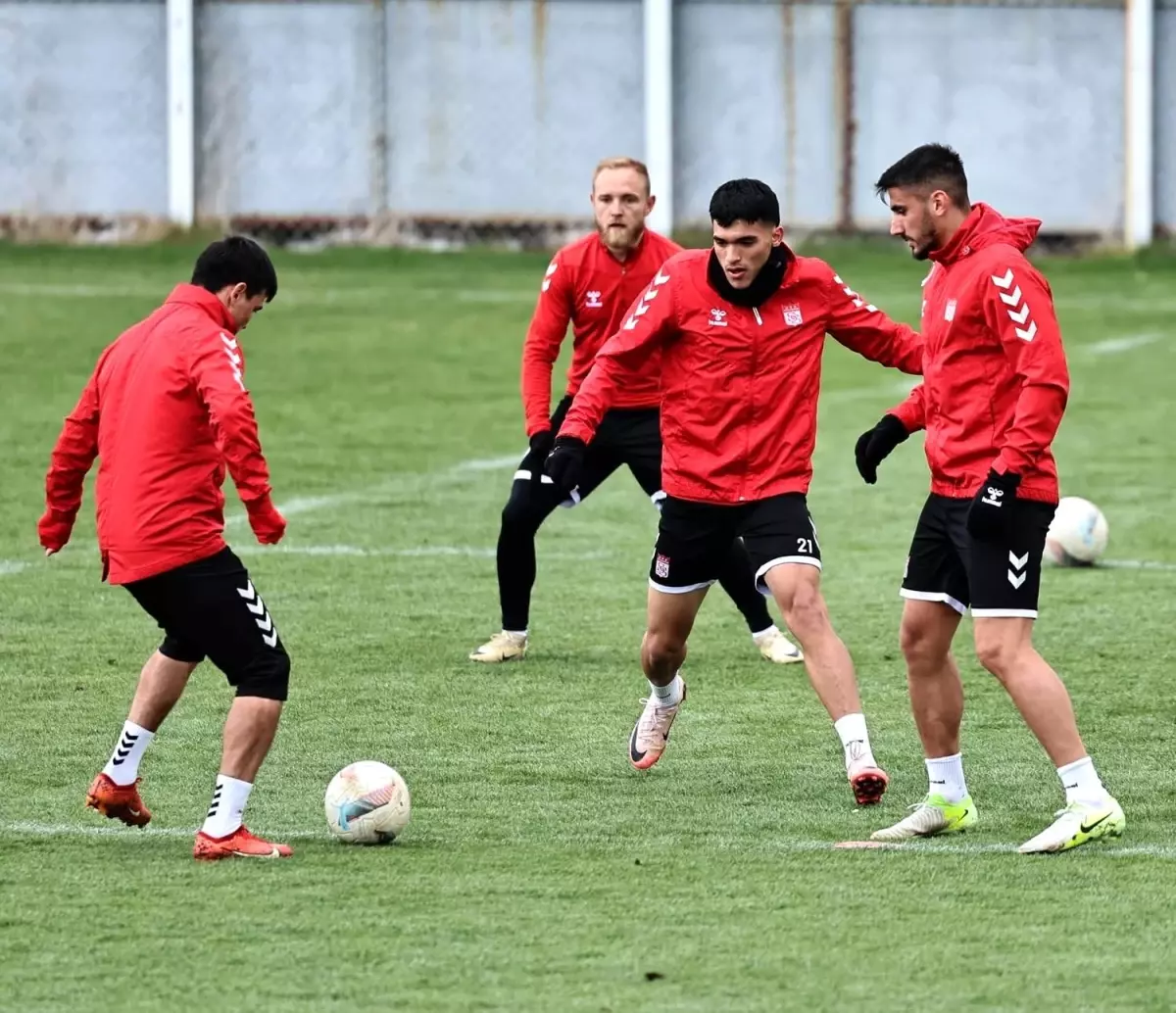 Sivasspor, Fenerbahçe Maçına Hazır