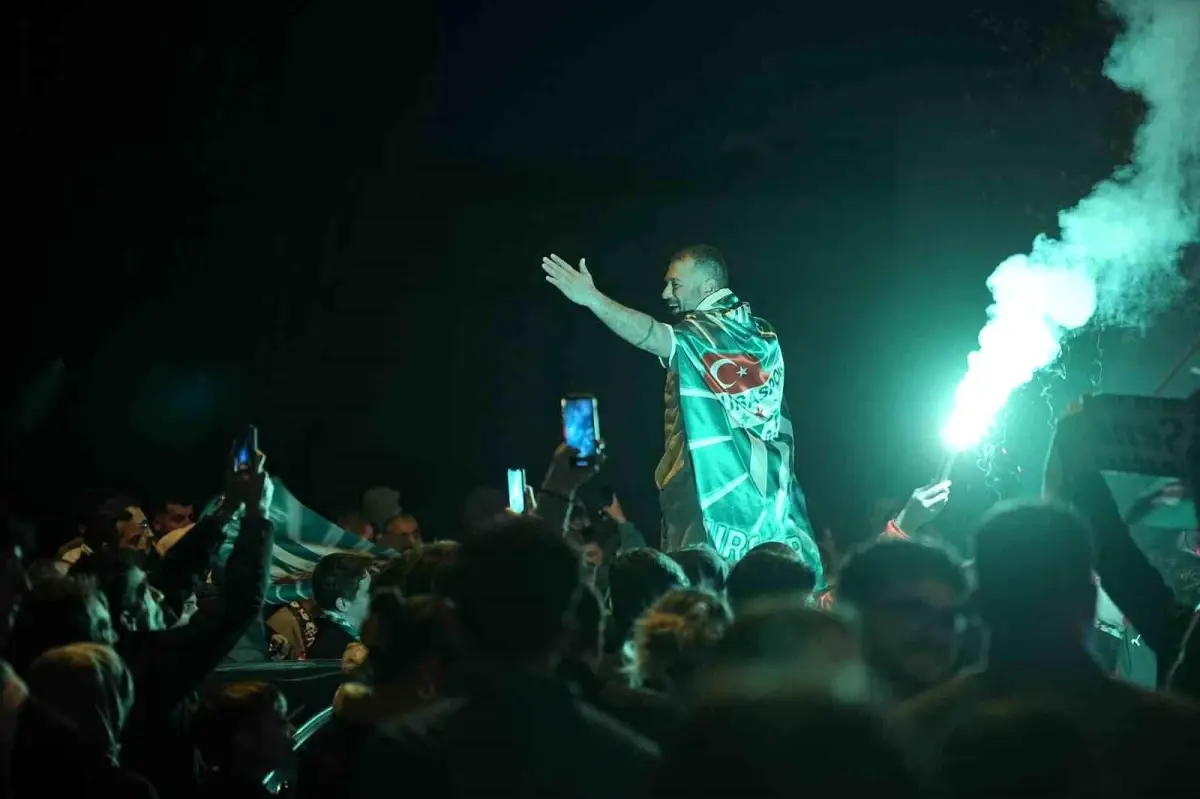 Bursaspor Şampiyonluğunu Kutladı