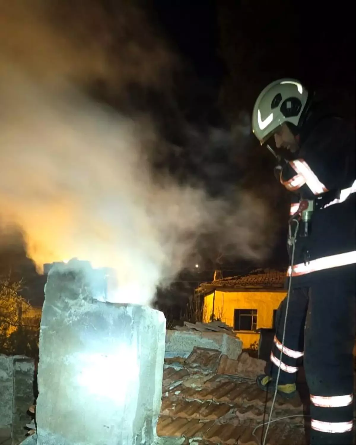 Çankırı\'da Evde Yangın Kontrol Altına Alındı