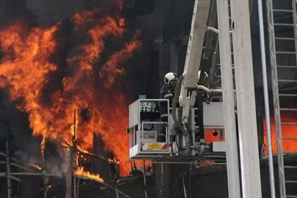 Hindistan\'da havai fişek fabrikasında patlama! 8 ölü