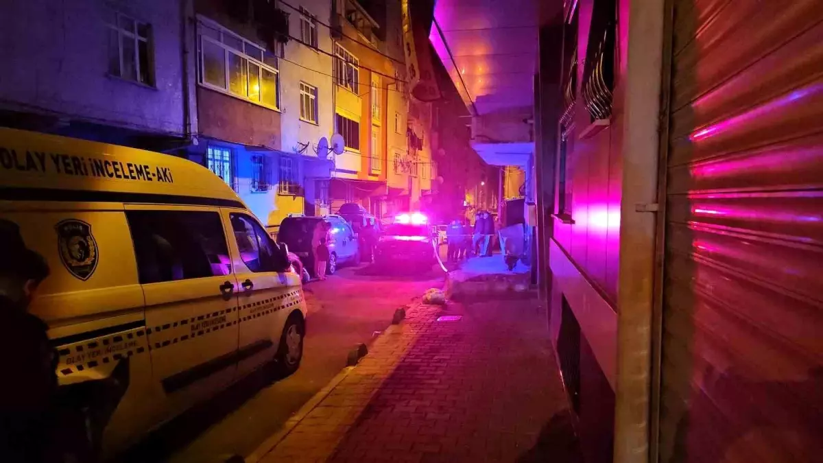 Küçükçekmece\'de Silahlı Saldırı