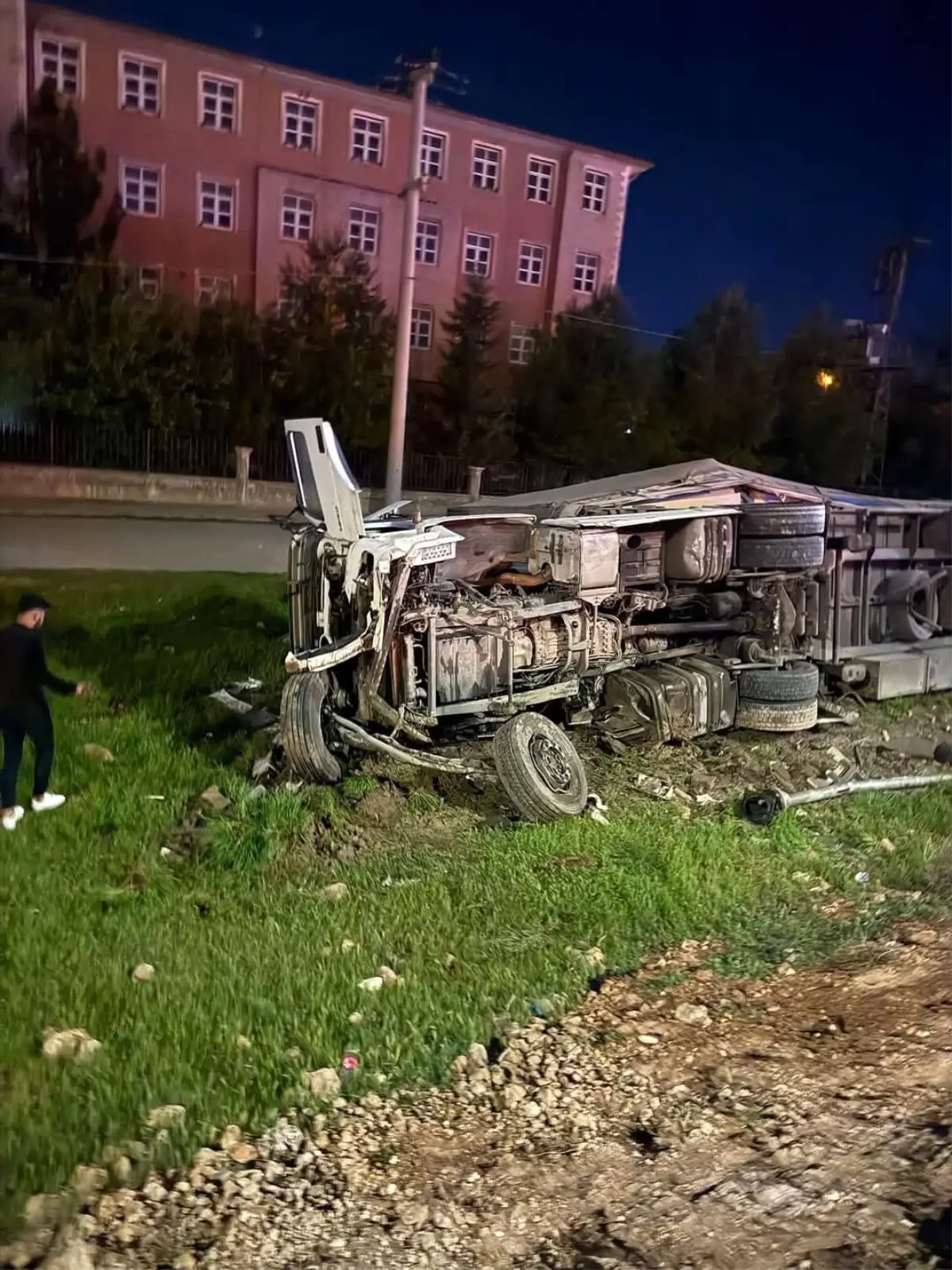 Kızıltepe\'de Tır ile Araç Çarpıştı: 6 Yaralı