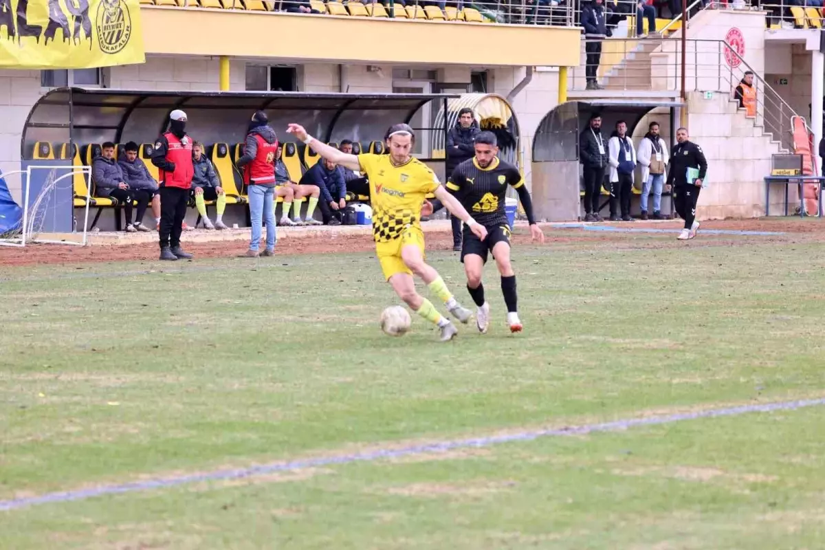 Bayburt, Aliağaspor\'a 3-0 Yenildi