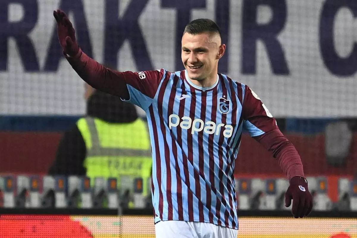 Trabzonspor, Çaykur Rizespor\'u 2-0 yendi