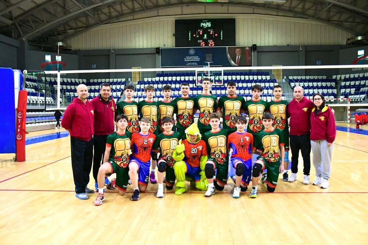 Akhisar Voleybol Takımı Türkiye Finalleri\'nde