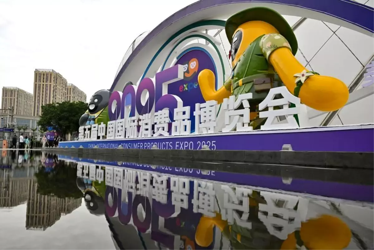 Hainan\'da Tüketici Fuarı Açıldı