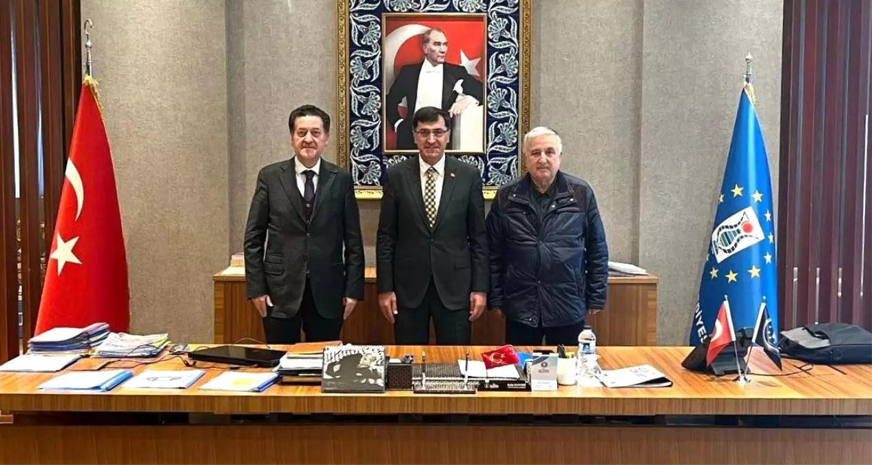 Kütahya Belediye Başkanı Kahveci, Dernek Temsilcilerini Ağırladı
