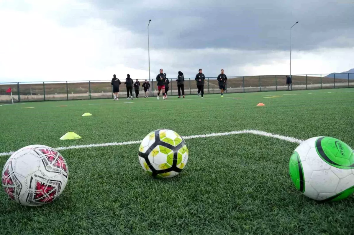 Yağmur Spor Kadın Takımı\'ndan Büyük Başarı