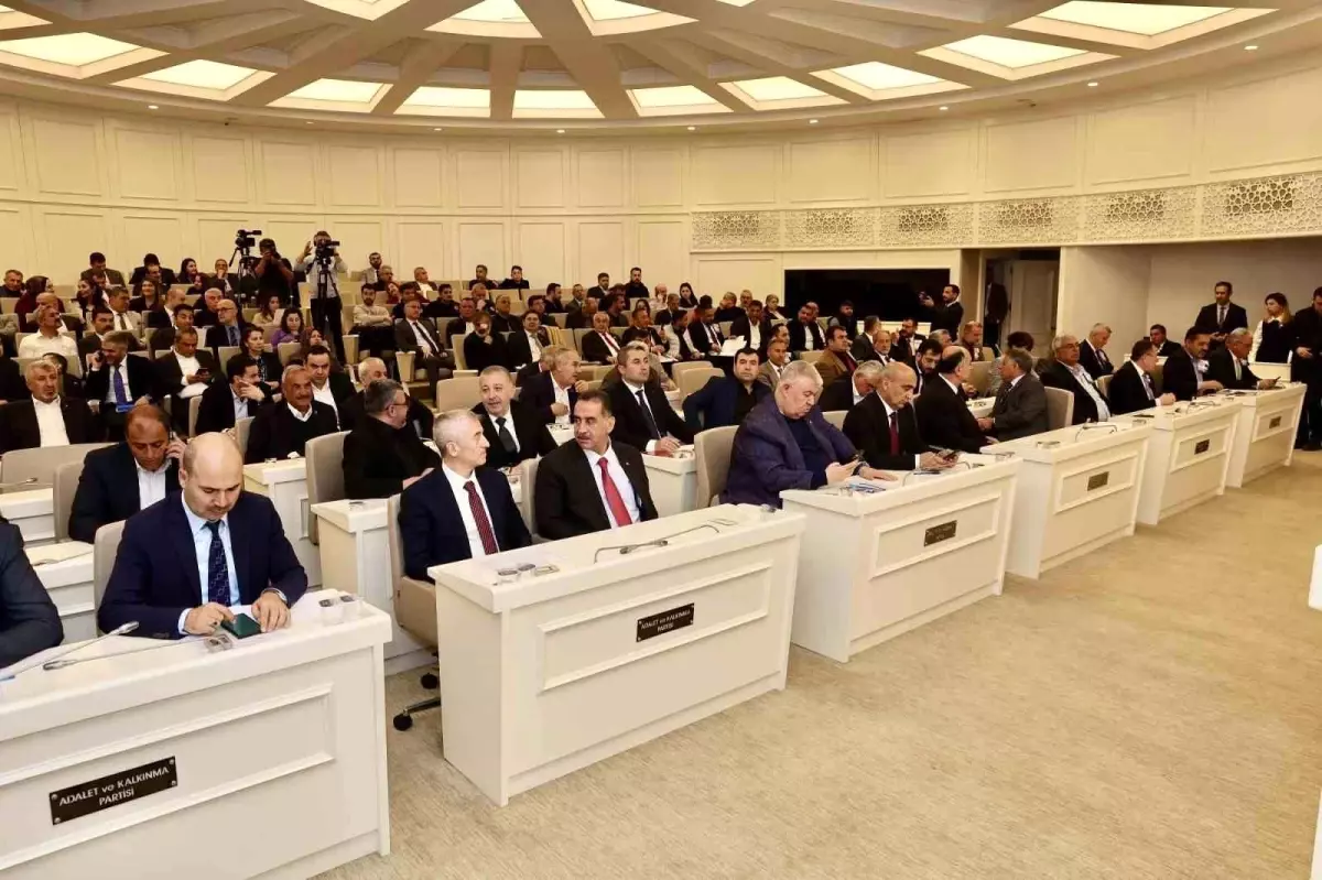 Gaziantep Büyükşehir Belediyesi\'nde Encümen ve Komisyon Üyeleri Seçildi