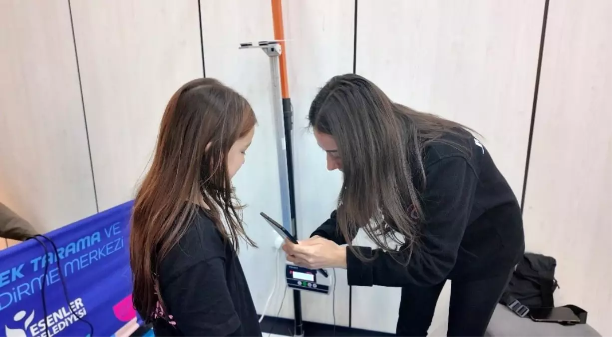 Esenler Belediyesi\'nden Gençlere Spor Desteği