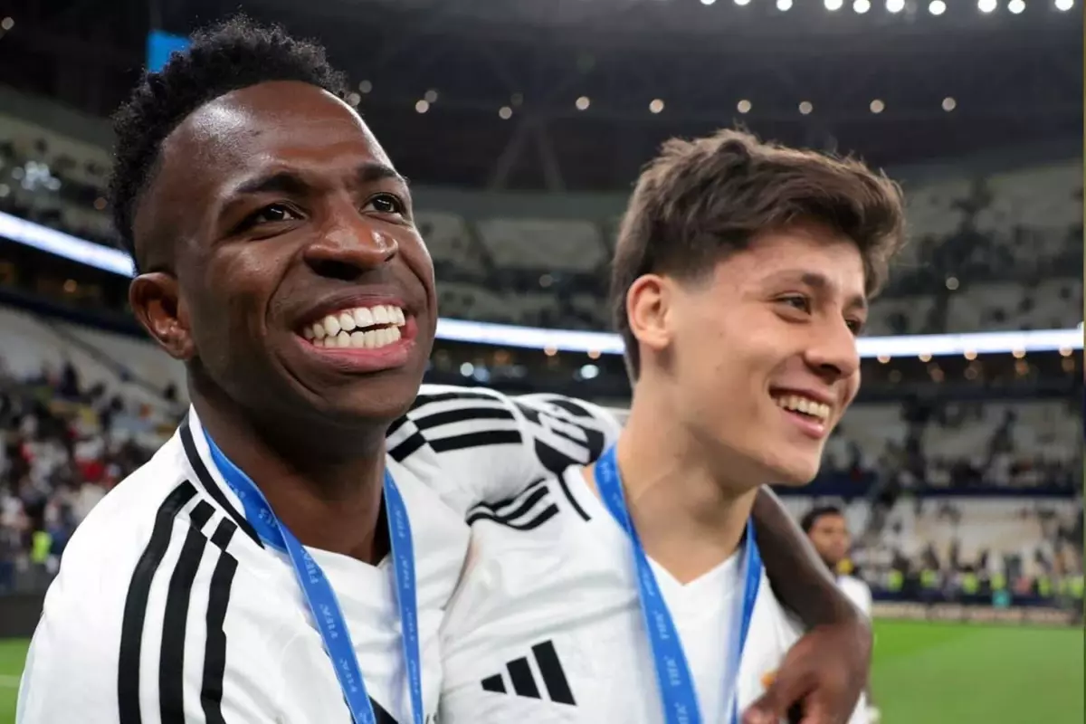 Gerçekleşirse tarihe geçecek! Real Madrid\'den dünya futbolunu karıştıracak transfer operasyonu