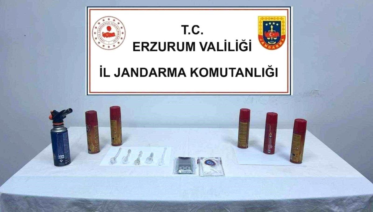 Erzurums\'ta Narkotik Operasyonu: 8 Şüpheli Yakalandı