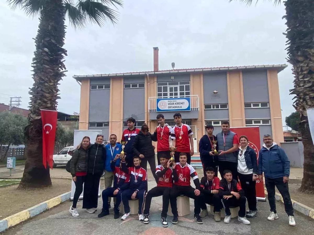 Manisa\'da Okul Sporları Bocce Müsabakaları tamamlandı