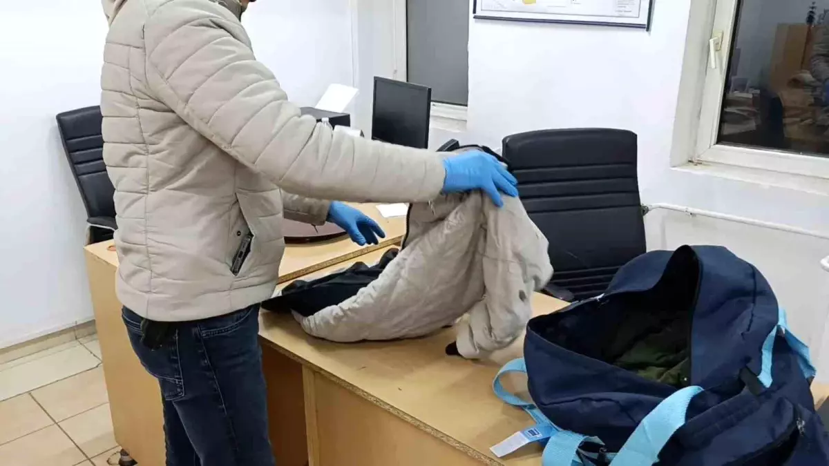 Aksaray\'da Uyuşturucu Operasyonu: 1027 Hap Ele Geçirildi