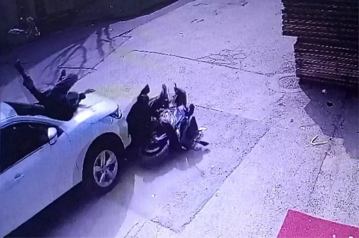 İnegöl\'de Motosiklet Kazası: 1 Yaralı