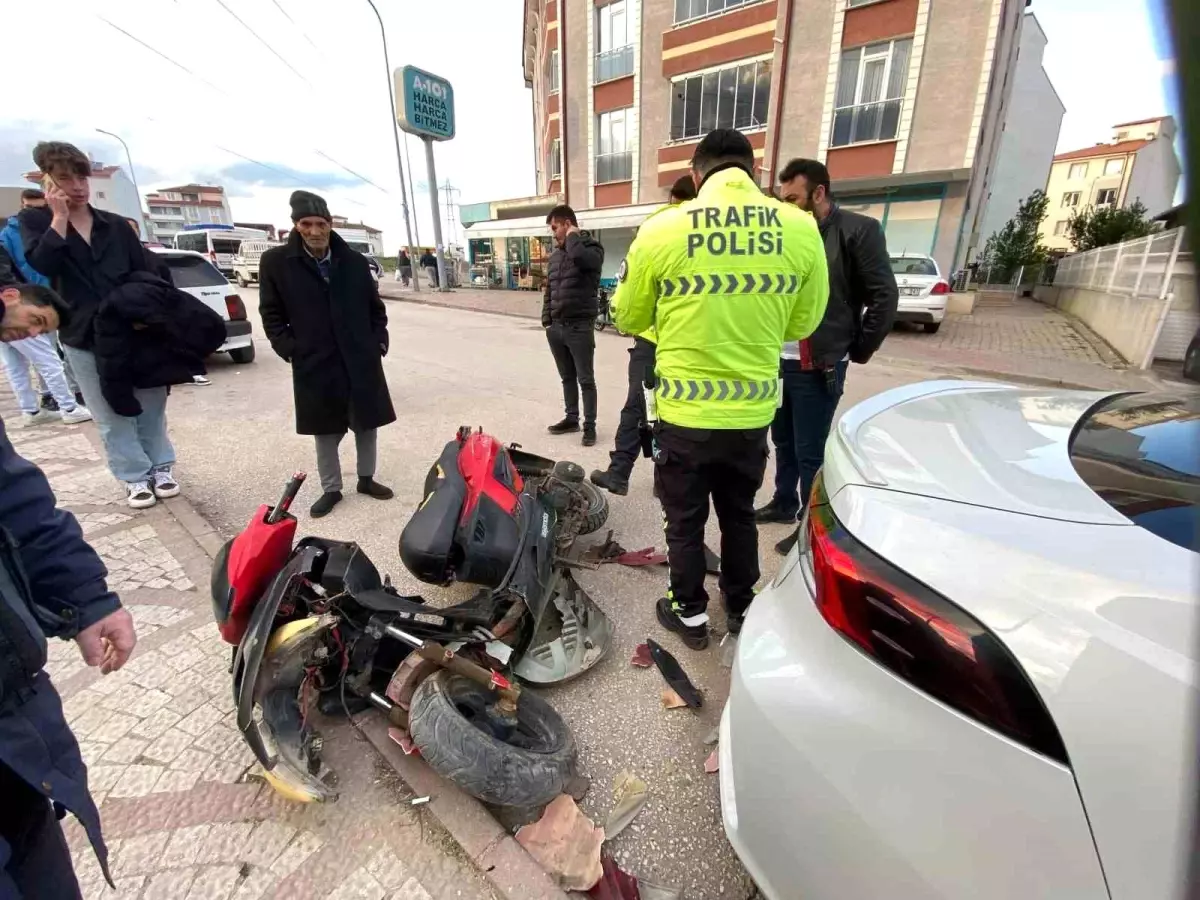 Bilecik\'te Motosiklet Kazası: Sürücü Yaralandı