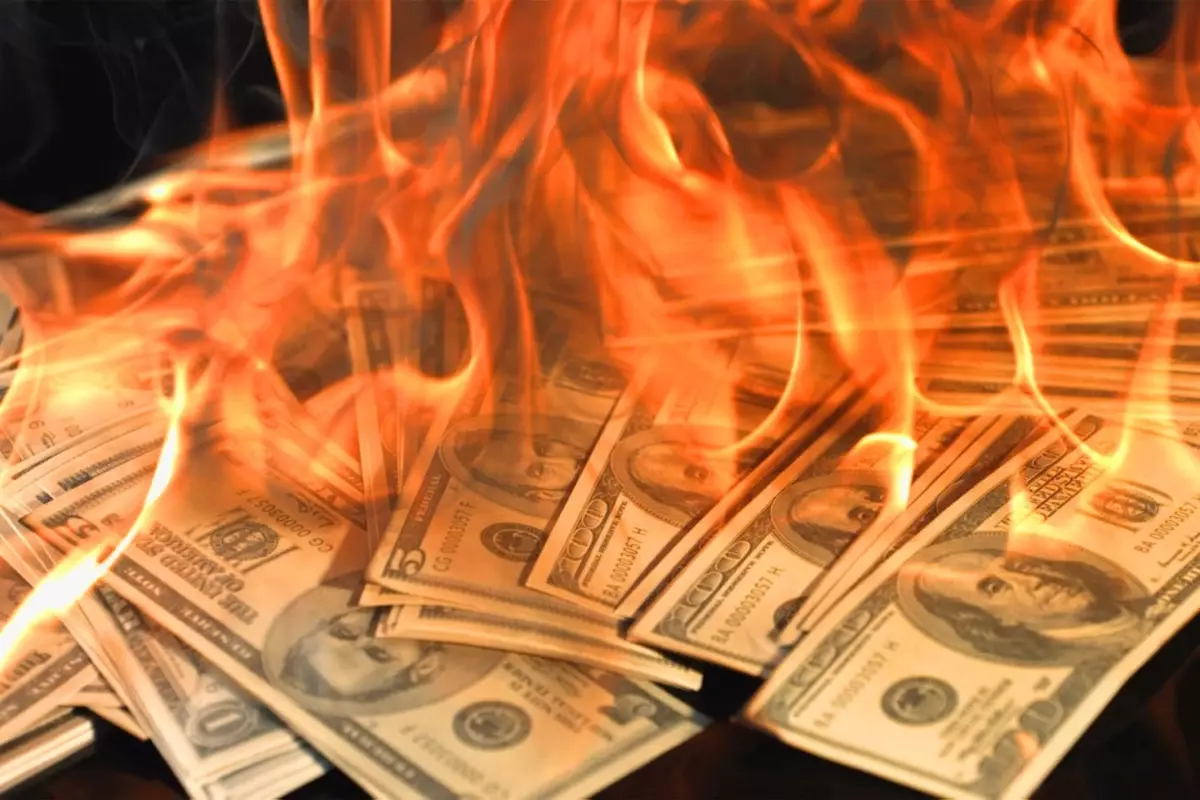 Şirketi 5 milyar dolar kaybeden CEO\'dan skandal savunma: Uyuyordum