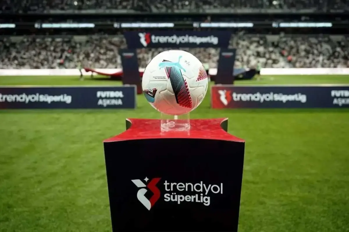 Süper Lig ekibinde ortalık karıştı! Başkan daha fazla dayanamadı