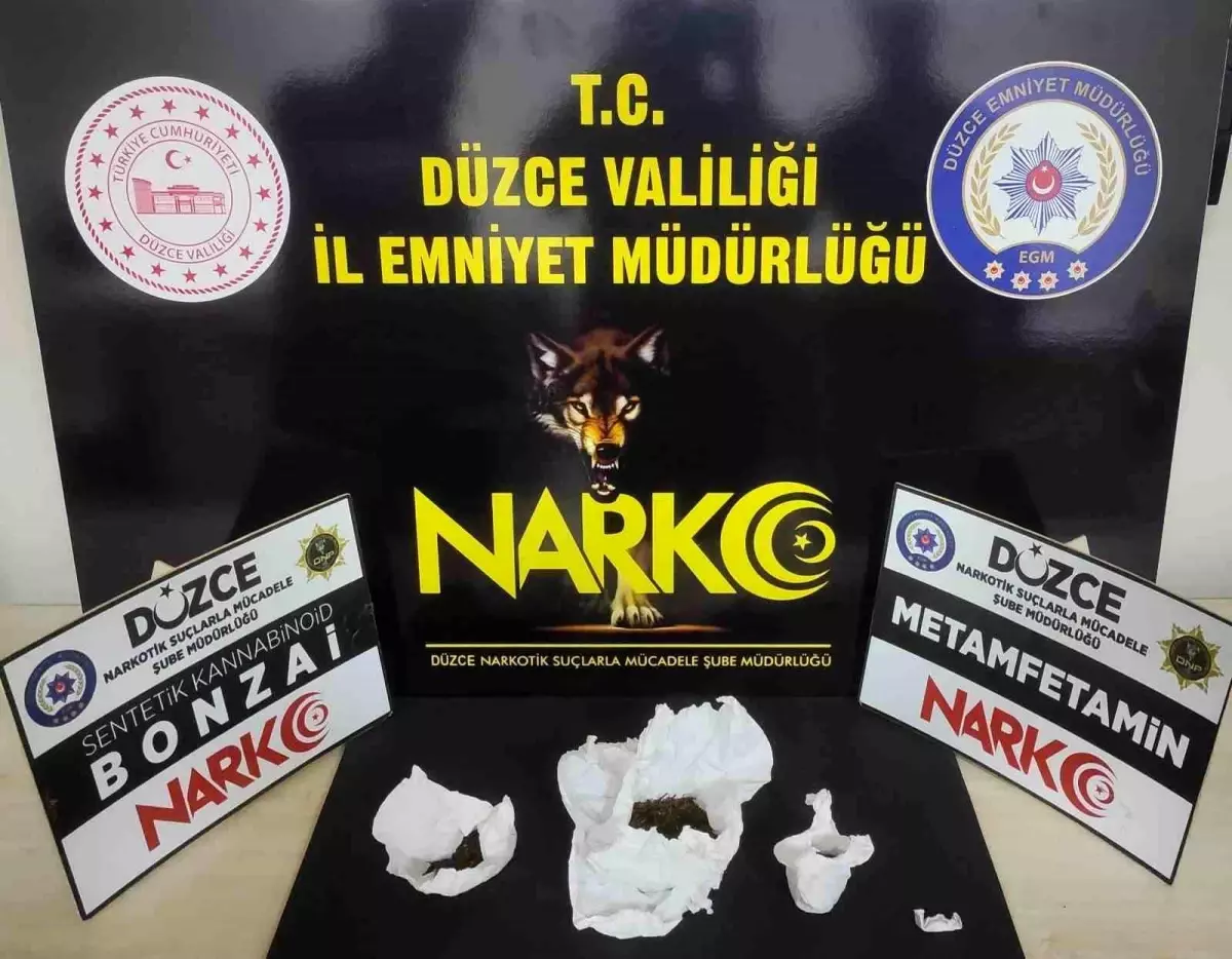 Düzce\'de Uyuşturucu Operasyonu: 5 Tutuklama