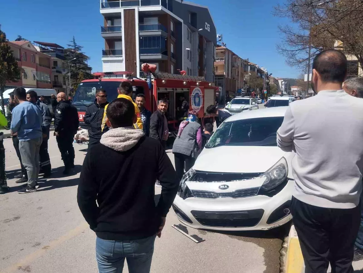 Antalya\'da Trafik Kazası: 4 Yaralı