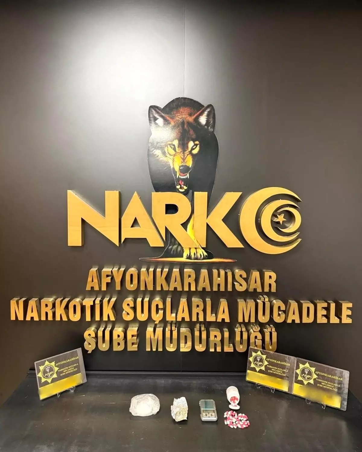 Afyonkarahisar\'da Uyuşturucu Operasyonu