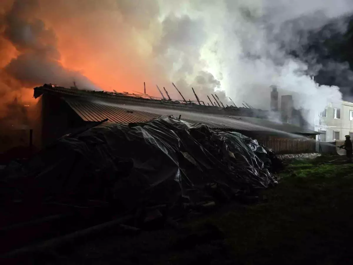 Bolu\'da Depo Yangını