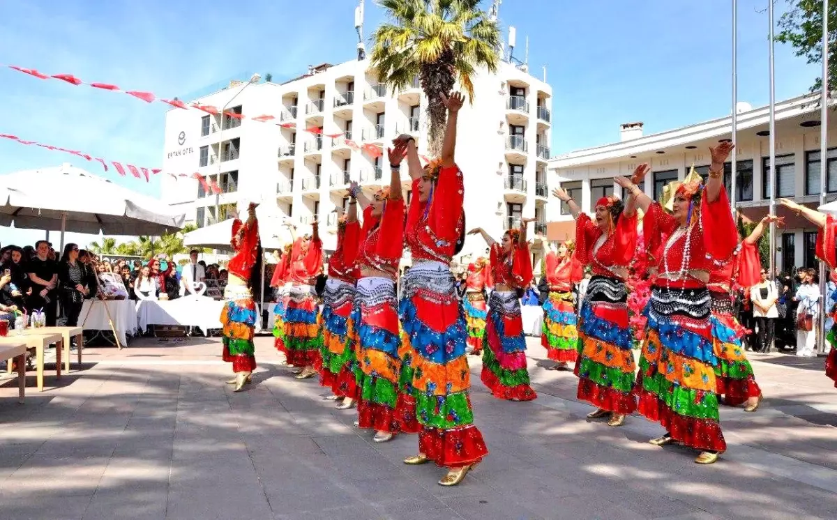 Çeşme\'de Turizm Haftası Başladı
