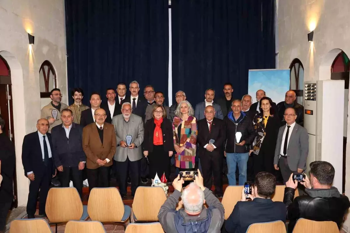 Gaziantep\'te Kutnu Kumaşı Belgeseli Gösterildi