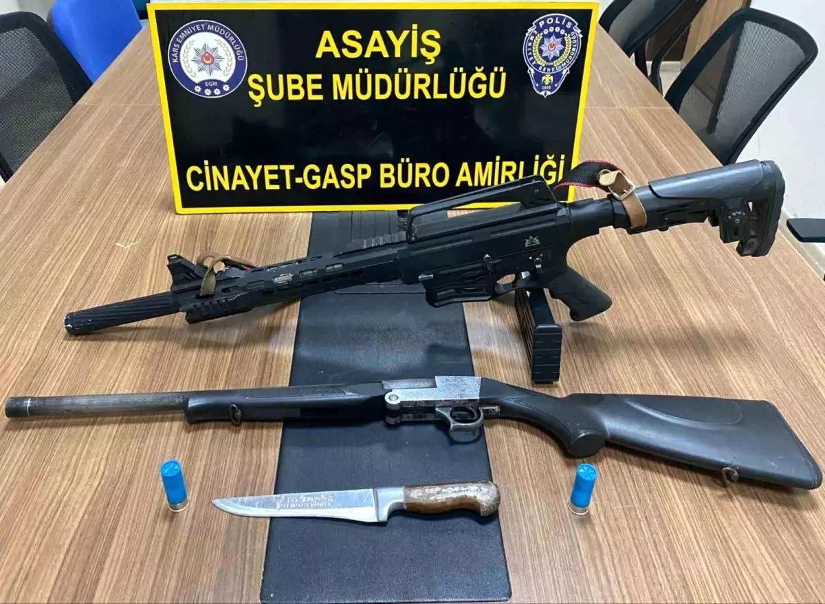 Kars\'ta Silah ve Mühimmat Operasyonu