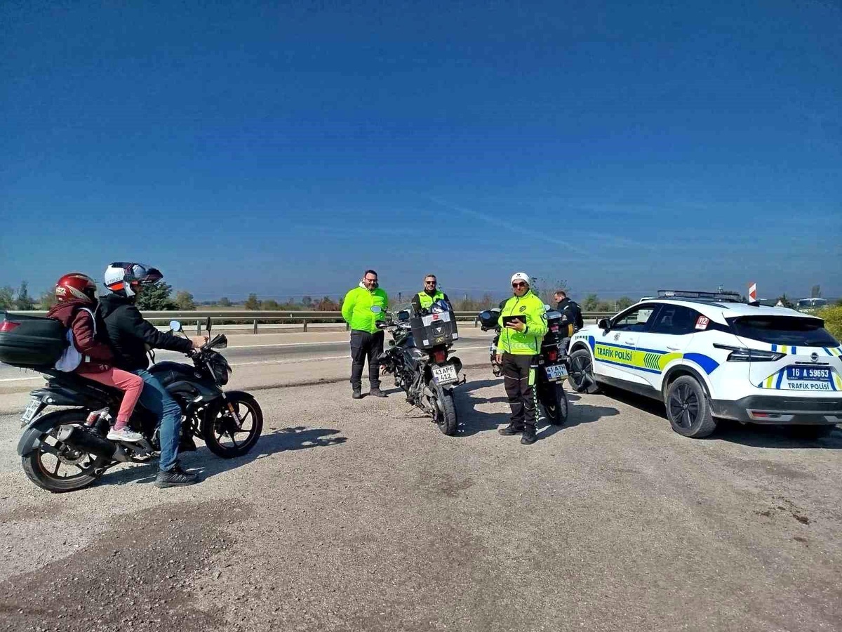 Karacabey\'de Motosiklet Sürücülerine Ceza