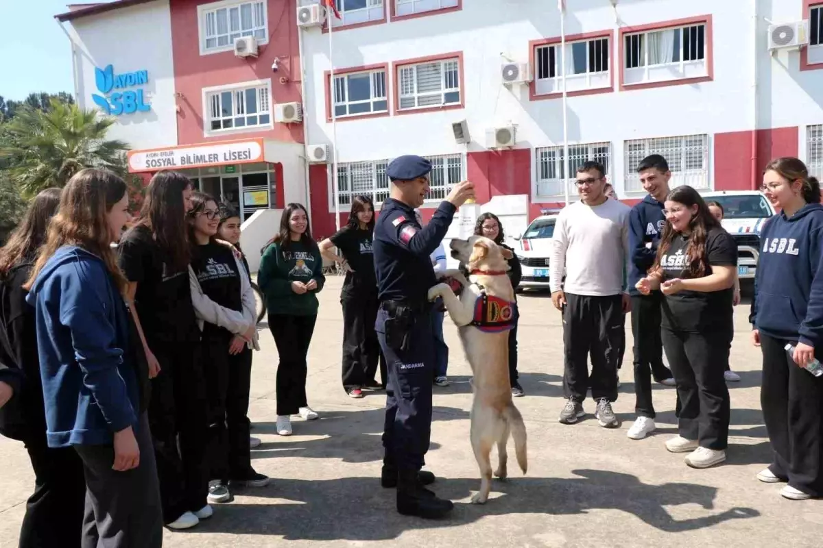 Öğrenciler Jandarmayı Yakından Tanıdı