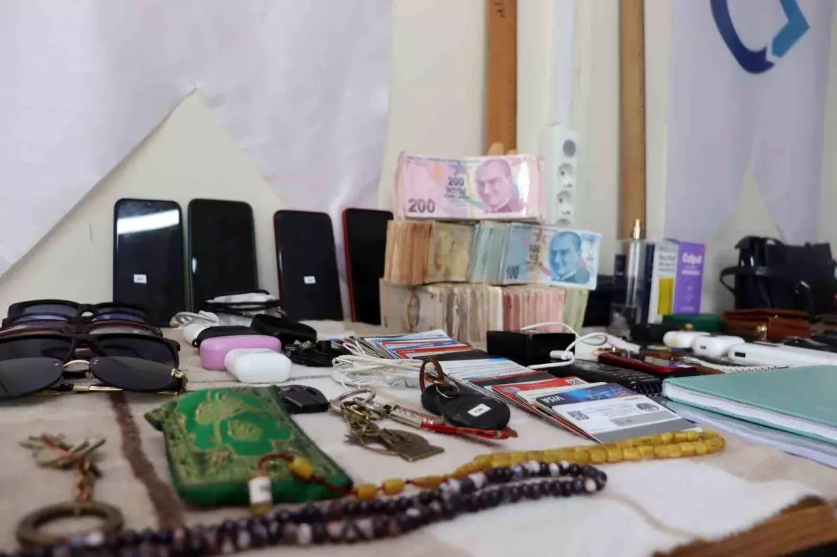 Kayseri\'de Unutulan Eşyalar ve Bağış