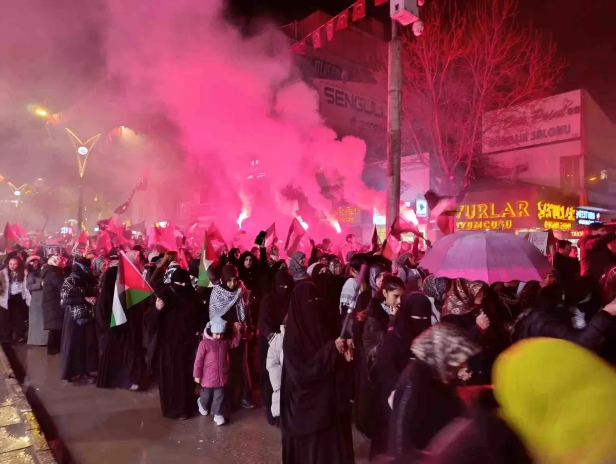 Van\'da Siyonizme Karşı Öfke Yürüyüşü