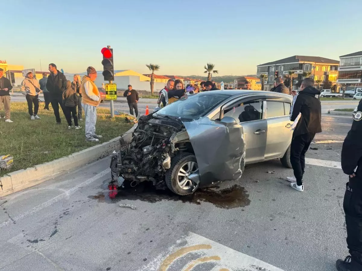 Karasu\'da İtfaiye Aracının Karıştığı Kaza