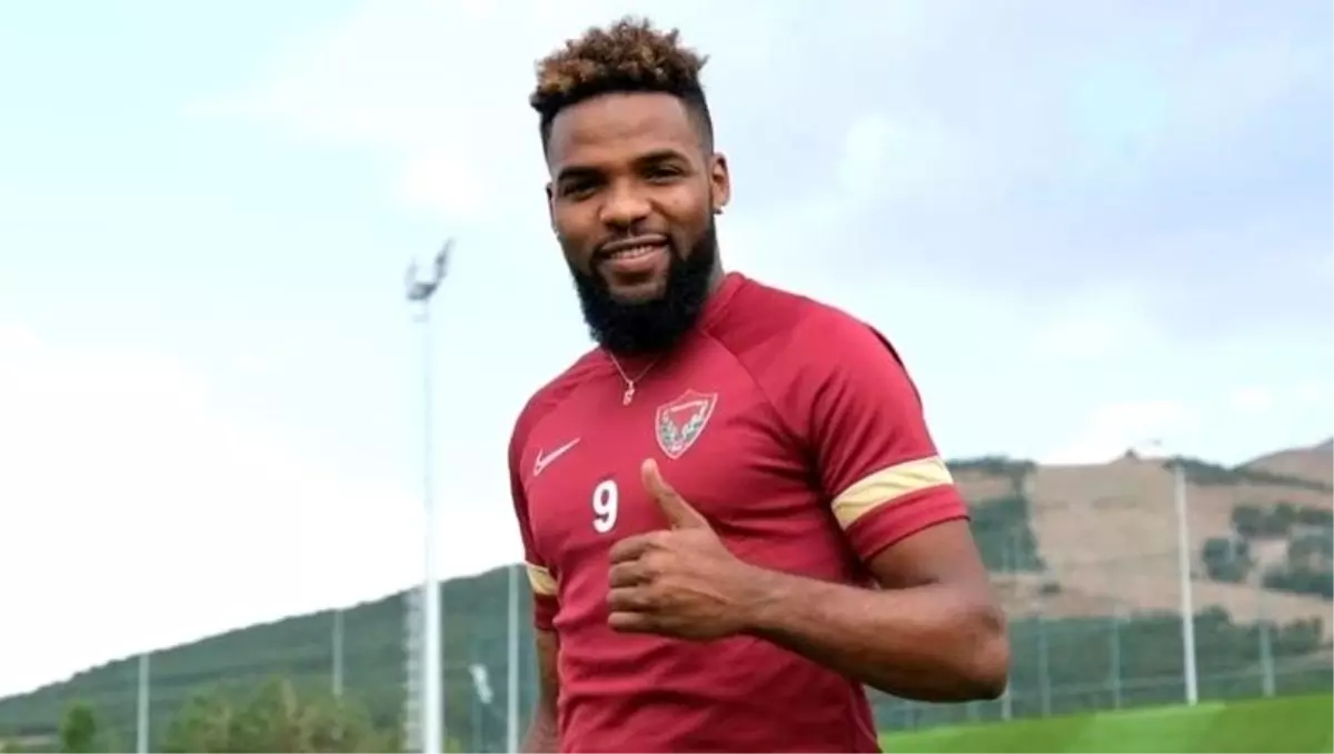 Aaron Boupendza 28 Yaşında Hayatını Kaybetti