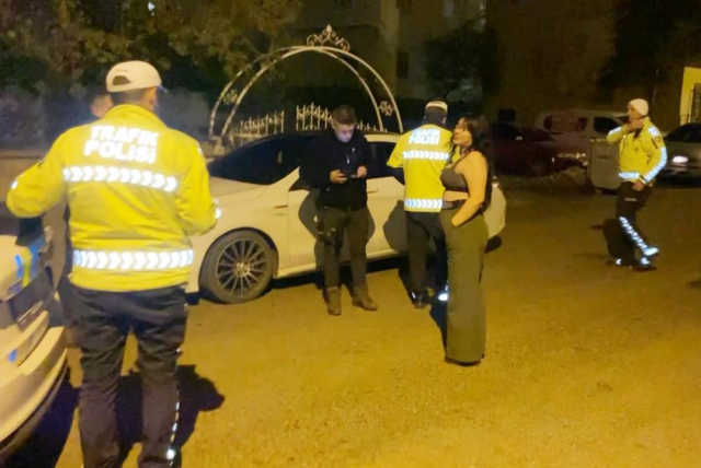 Alkollü Kadınlar Gazeteciyi Darp Edip Tehdit Etti