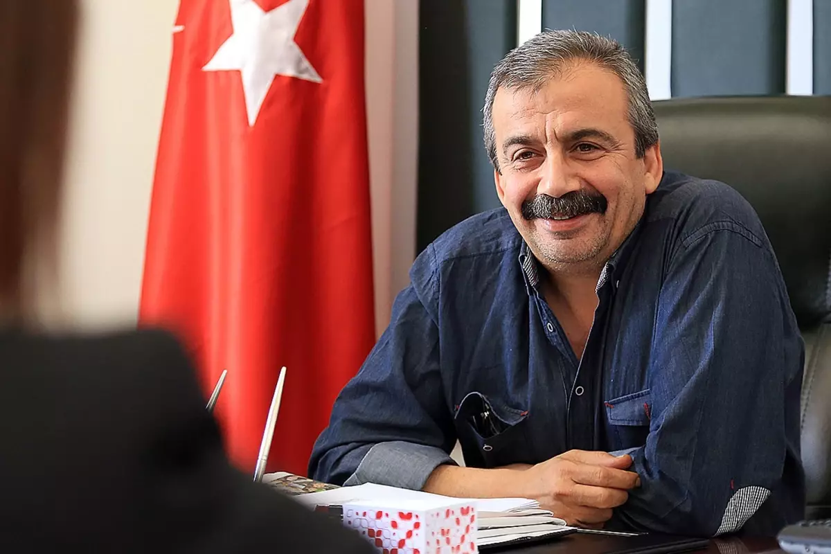 Aort damarı yırtılan Sırrı Süreyya Önder\'i doktoru defalarca uyarmış