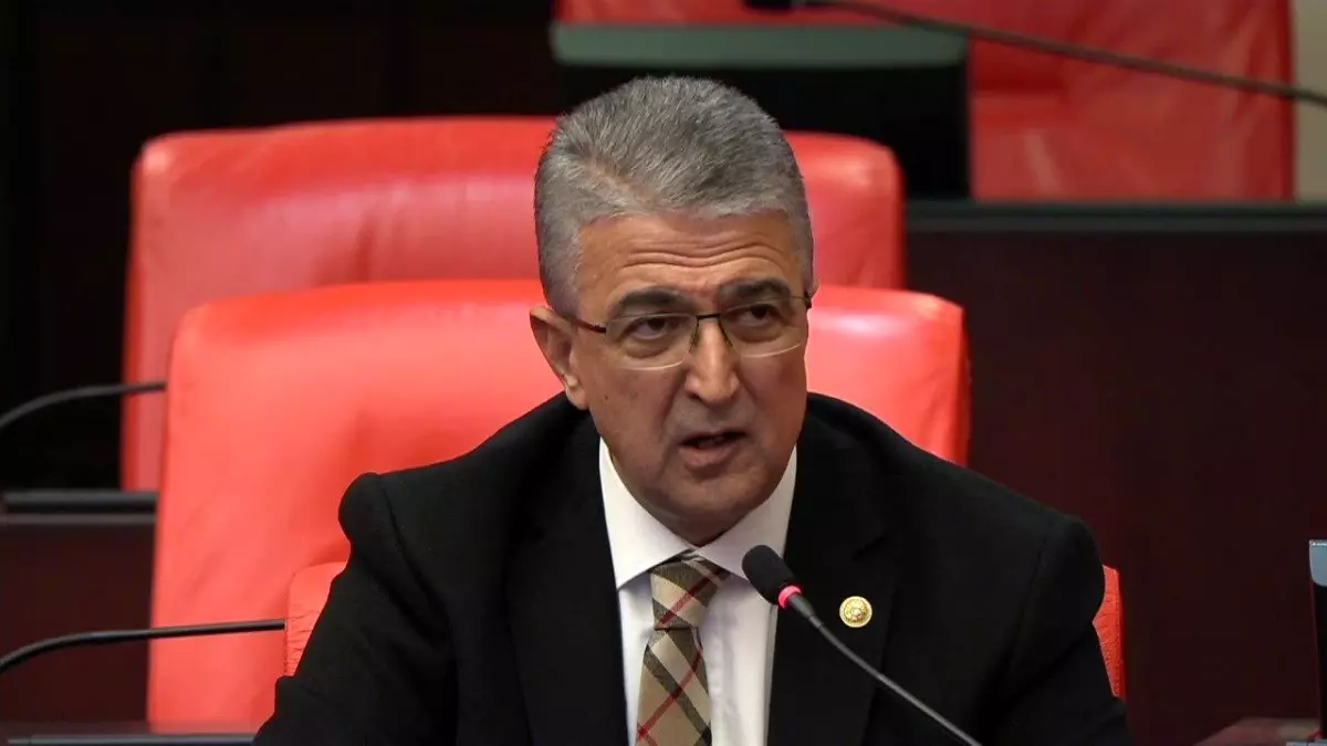 MHP Milletvekili Aydın TBMM\'de şehitler haftası dolayısıyla söz aldı, Erzurumlu şehidin ailesine başsağlığı diledi