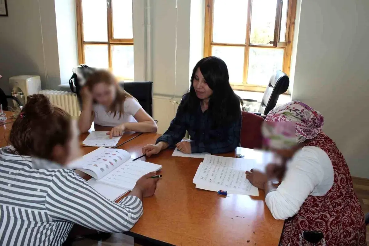 Okuma Yazma Kursları Eskişehir\'de Başladı